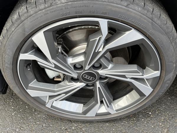 AUDI A3 SPORTBACK 40 TFSI e HYBRIDE RECHARGEABLE 204 S LINE BVA