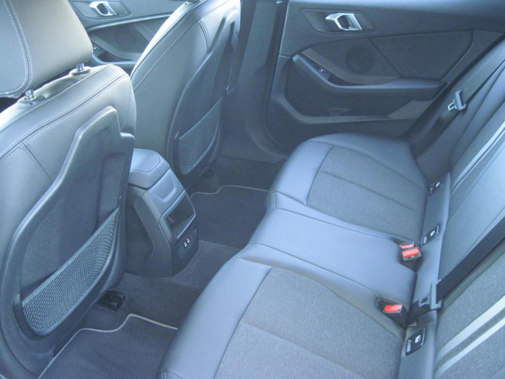 BMW 116 D EDITION SPORT 116 BVA (F40)